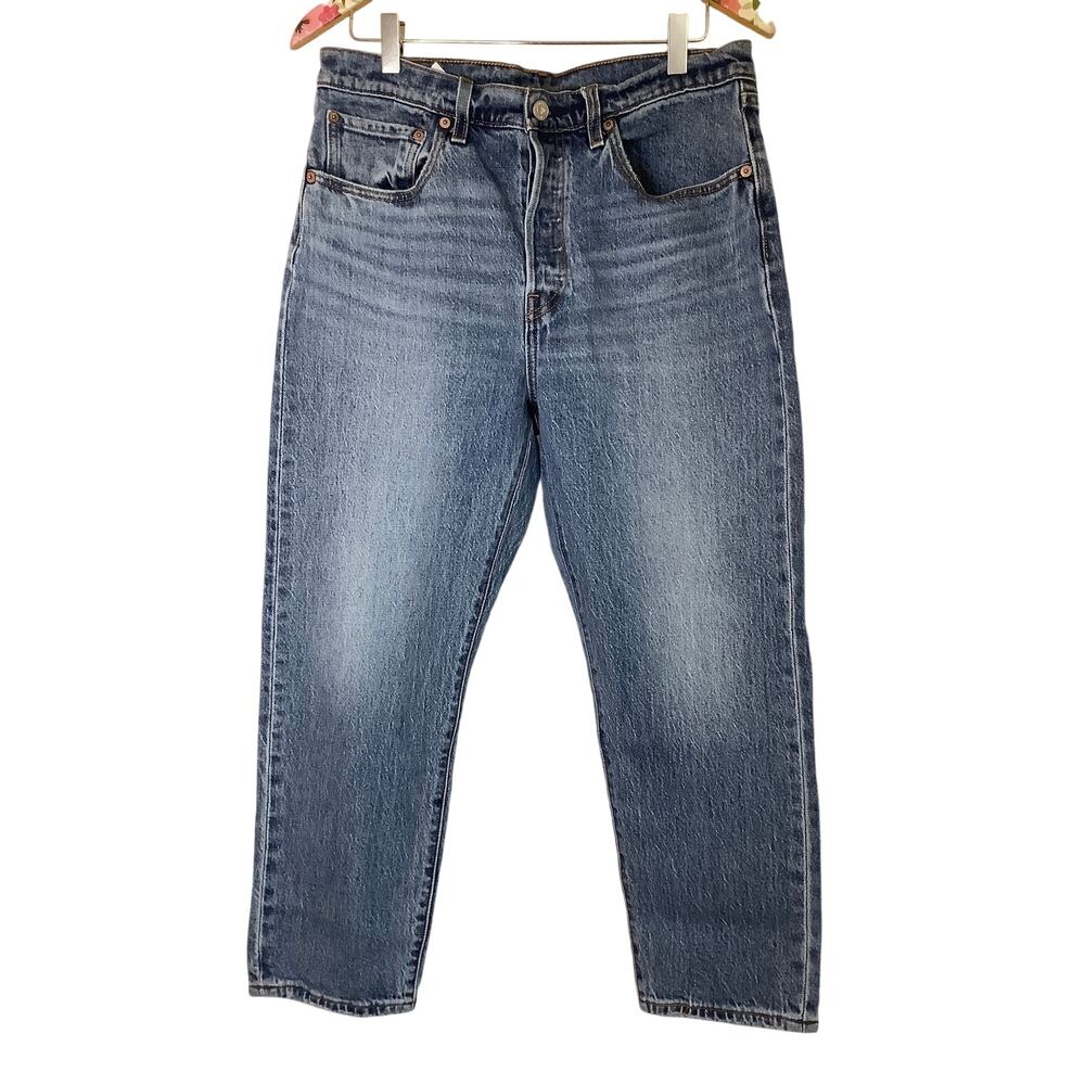 Levi's Women's 31 Medium Wash 501 Straight Fit Cropped Jeans Classic 90s U6-7 - Picture 2 of 9